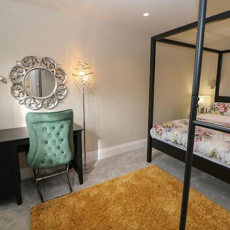 Netherdale House บักซ์ตัน ภายนอก รูปภาพ