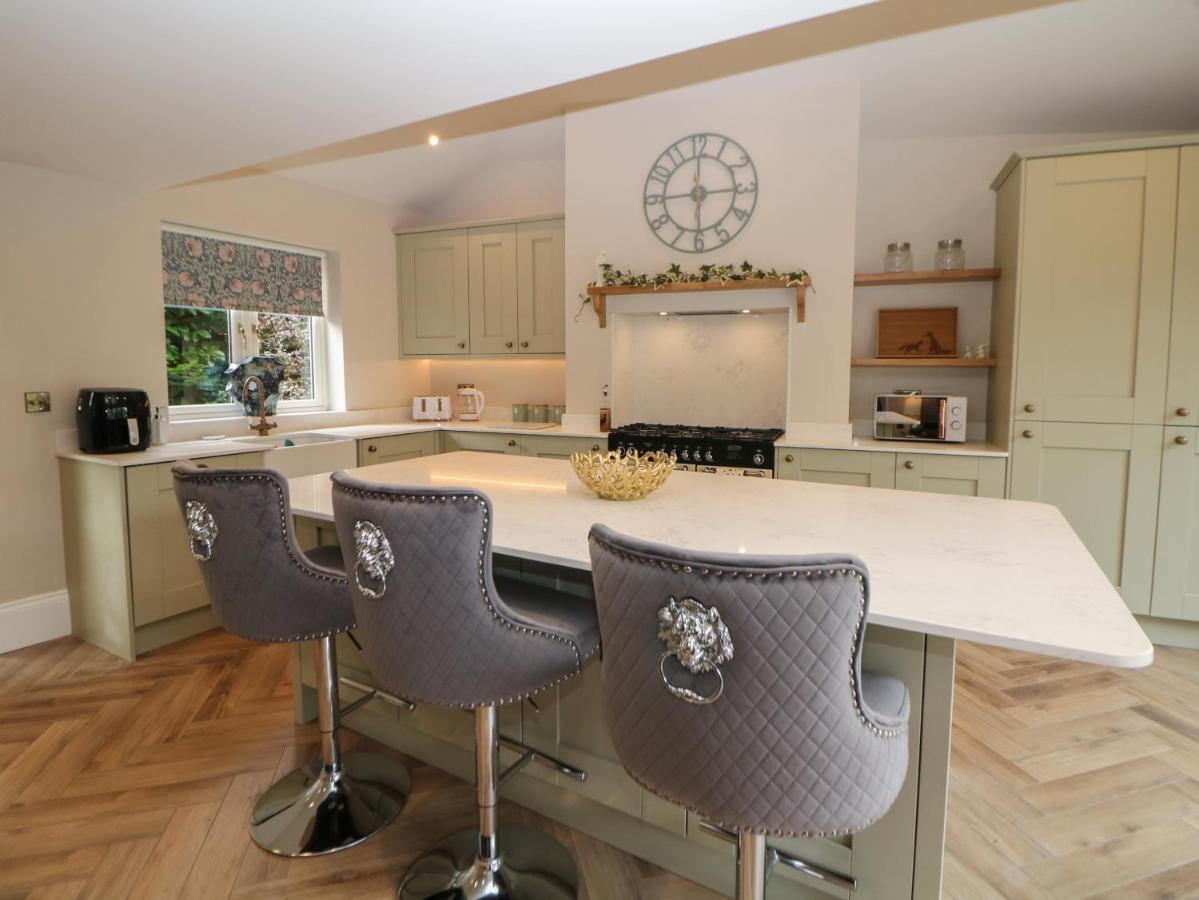 Netherdale House บักซ์ตัน ภายนอก รูปภาพ